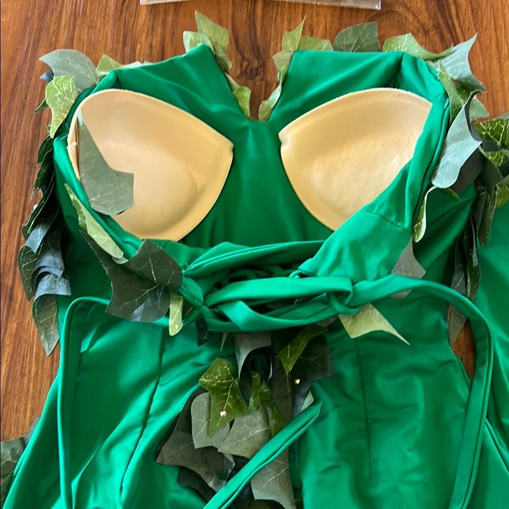 Poison Ivy Costume Hand Made - Picture 4 of 6